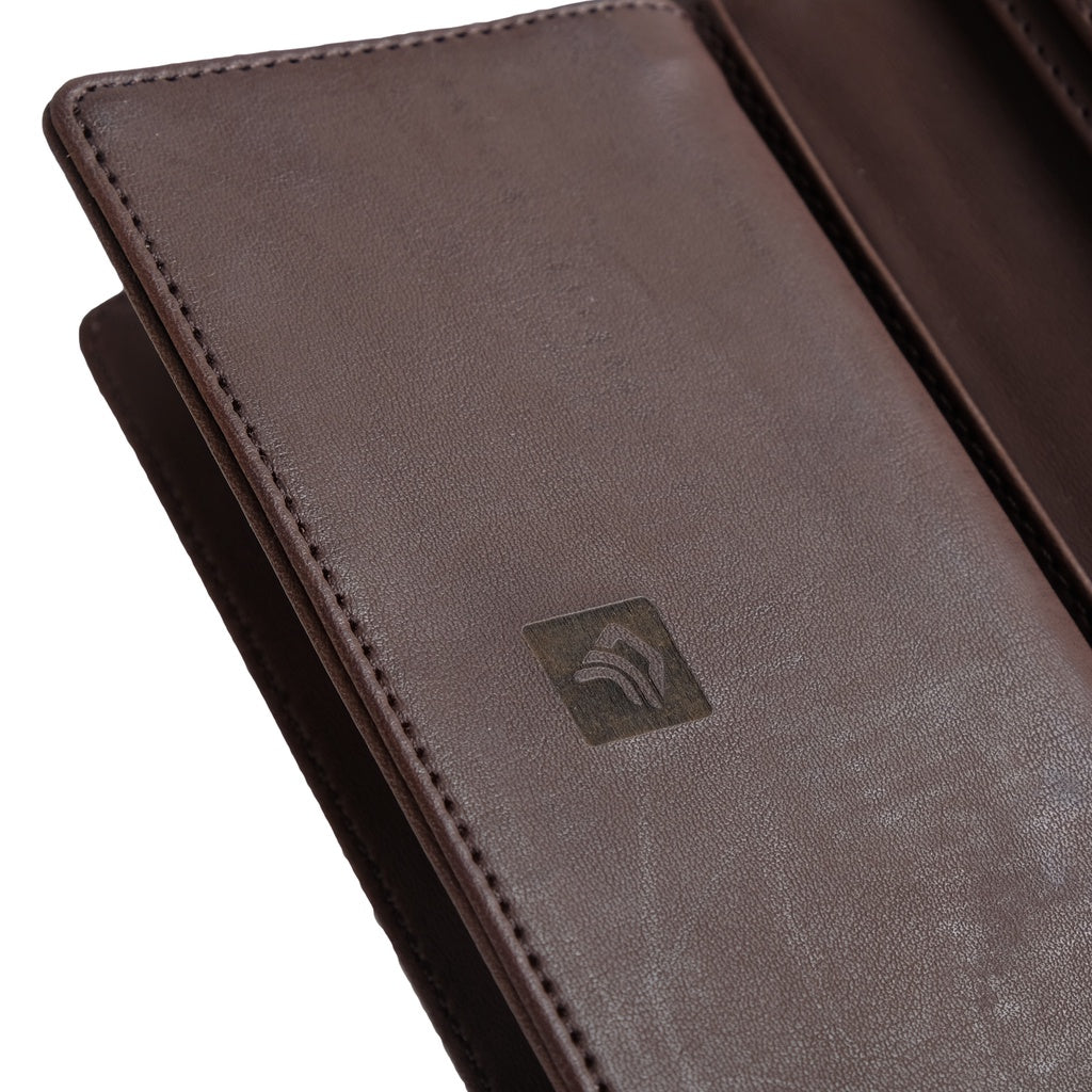 Forester  DF 00191 Dompet  Lipat Bifold  Panjang Embossed