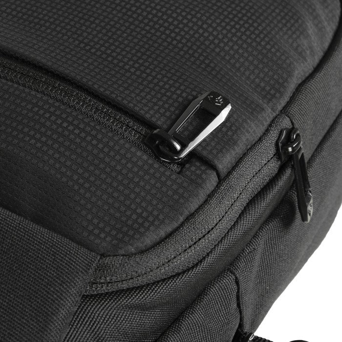 Forester 30335 Travel Pouch Aidiiners 0.1 + CB